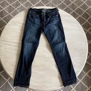 Women’s skinny jeans